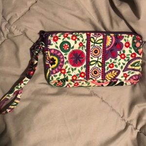VERA BRADLEY wristlet